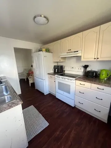 $4,750 | 13 Brewer Street, Newport, RI 02840