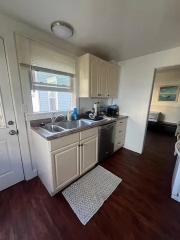 $4,750 | 13 Brewer Street, Newport, RI 02840