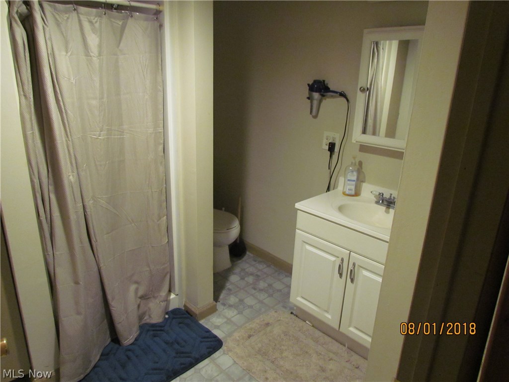 1035 Randolph Road Mogadore, OH 44260 - Photo 11 of 23 This full bath was put in, in 2009