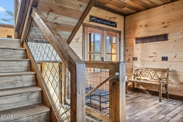 $2,050,000 | 2004 Thistle Thorn Trail, Sevierville, TN 37876