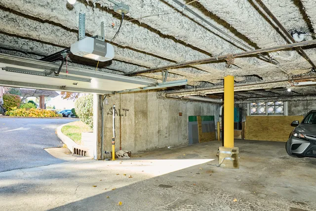 $155,000 | 8541 Lotus Avenue, Unit 712, Skokie, IL 60077