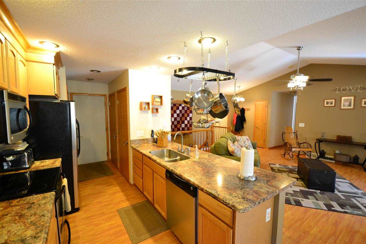 125 Buckeye Lane Riverside, IA 52327 - Photo 5 of 21 Gallery Image 5