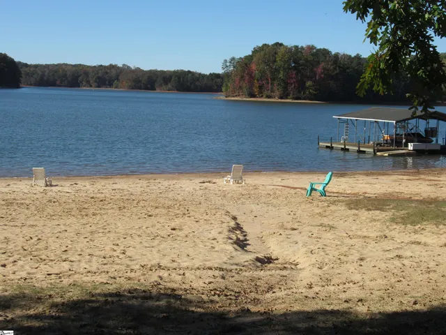 $18,900 | 107 North Foxglove Road, Westminster, SC 29693