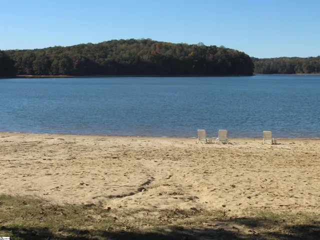 $18,900 | 107 North Foxglove Road, Westminster, SC 29693