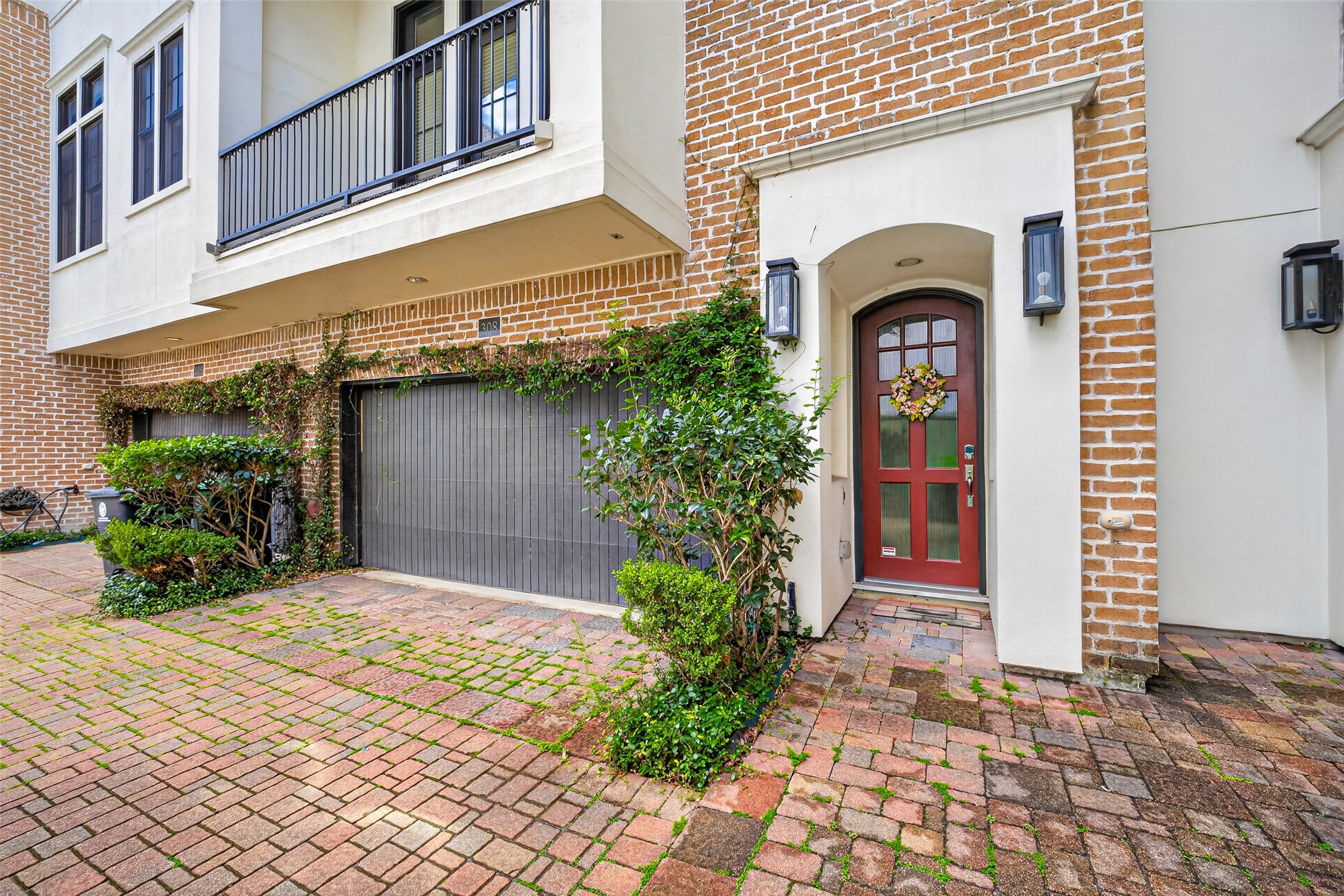 308 West Bell Street Houston, TX 77019 - Photo 4 of 50