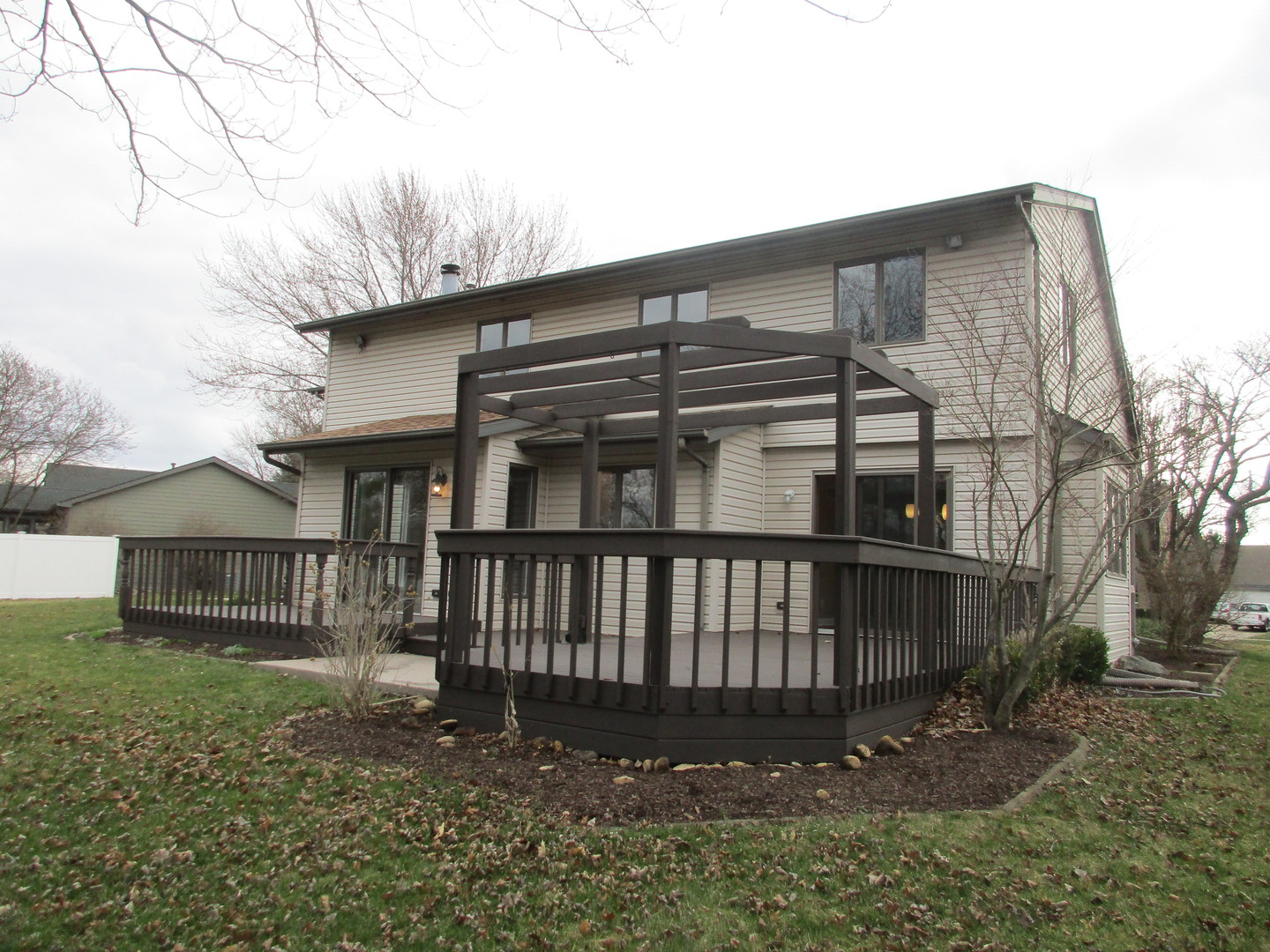 507 San Carlos Road Minooka, IL 60447 - Photo 39 of 48 a view of a house with a yard