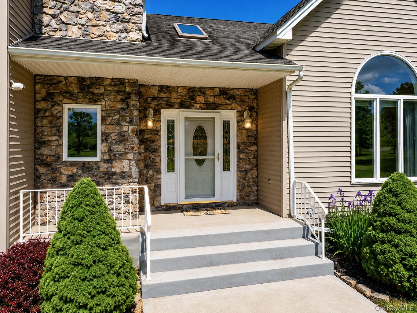11 Oak Ridge Road Middletown, NY 10940 - Photo 4 of 40 with stones