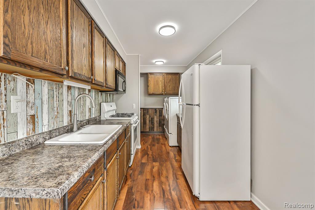 1539 Grove Road Ypsilanti, MI 48198 - Photo 13 of 39 Gallery Image 13