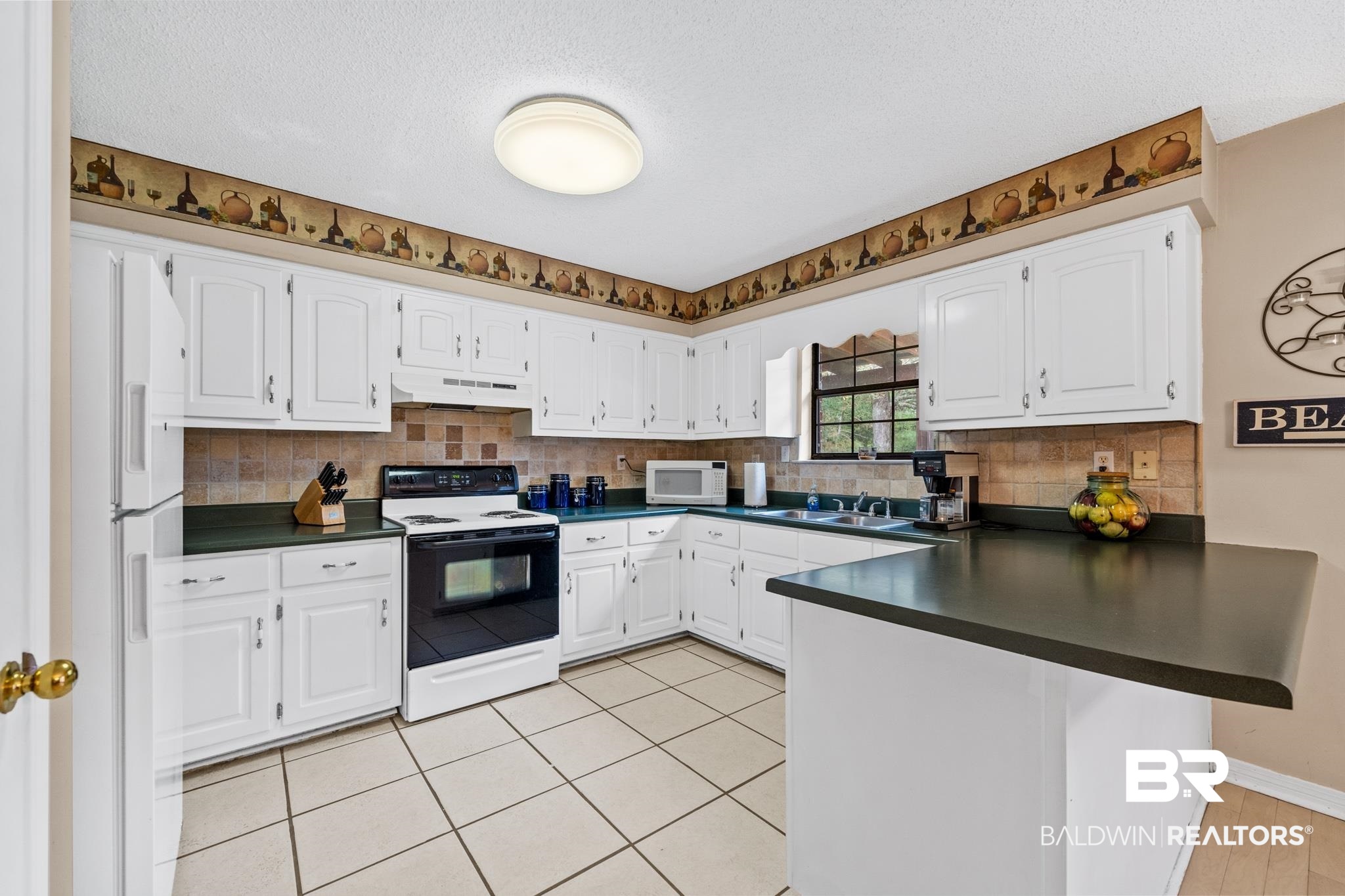 13105 Bromley Road Stapleton, AL 36578 - Photo 14 of 25 Breakfast Bar