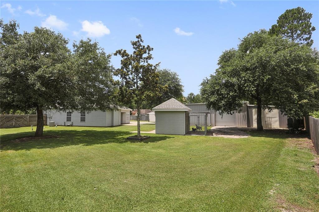 62171 Raymond Road Lacombe, LA 70445 - Photo 14 of 19 Gallery Image 14