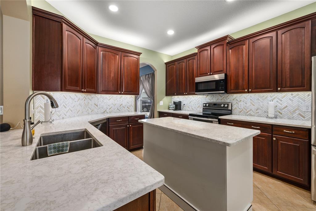 2289 Home Again Road Apopka, FL 32712 - Photo 10 of 47