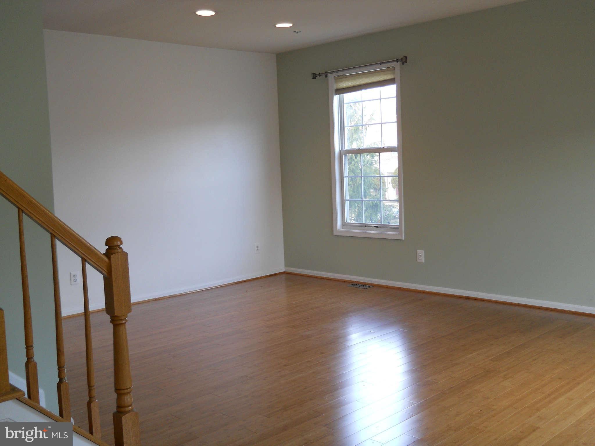 7914 Bent Bough Road Severn, MD 21144 - Photo 8 of 30 Living Room