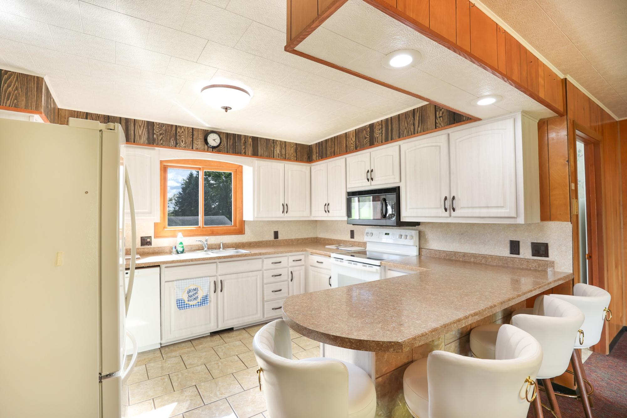 W15319 Town Line Road Antigo, WI 54409 - Photo 10 of 80 Gallery Image 10