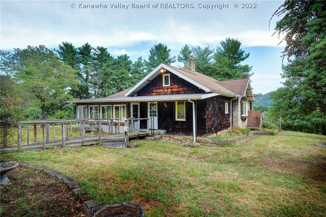 219 Winfield Road St. Albans, WV 25177 - Photo 2 of 48 Gallery Image 2