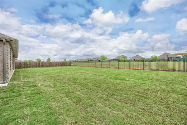 $3,000 | 319 Colony Way, Fate, TX 75189