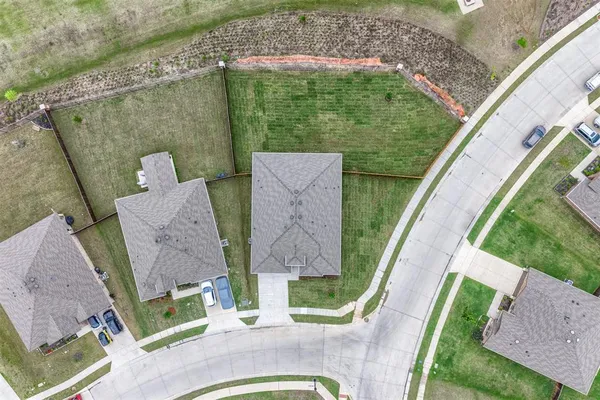 $3,000 | 319 Colony Way, Fate, TX 75189