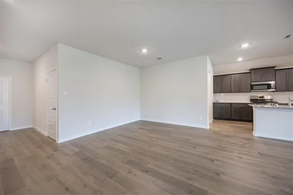 $3,000 | 319 Colony Way, Fate, TX 75189