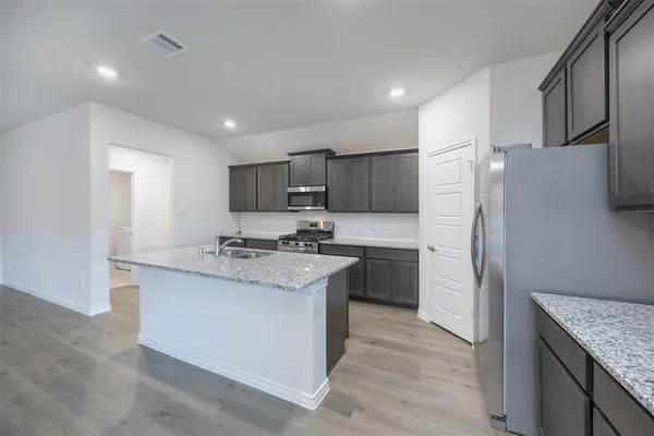 $3,000 | 319 Colony Way, Fate, TX 75189