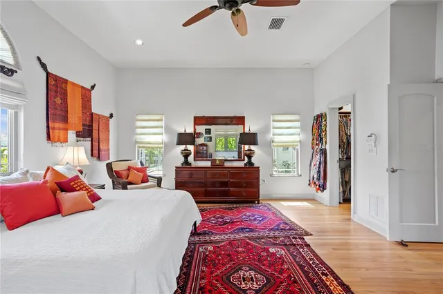 $1,400,000 | 2421 Brevard Road Northeast, St. Petersburg, FL 33704