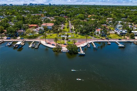 $1,400,000 | 2421 Brevard Road Northeast, St. Petersburg, FL 33704