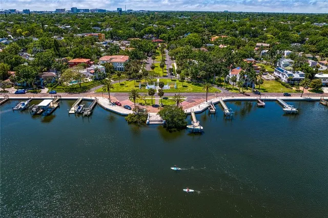 $1,400,000 | 2421 Brevard Road Northeast, St. Petersburg, FL 33704