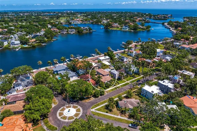 $1,400,000 | 2421 Brevard Road Northeast, St. Petersburg, FL 33704
