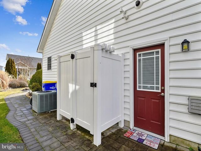 $510,000 | 33703 Tudor Place, Millville, DE 19967