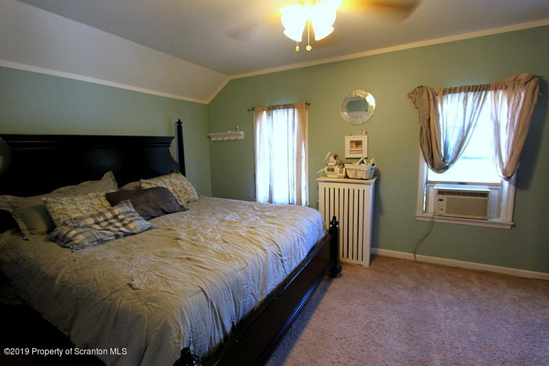 117 Grove Street Exeter, PA 18643 - Photo 11 of 15 Gallery Image 11