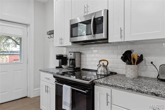 $450,000 | 3638 Russell Boulevard, St. Louis, MO 63110