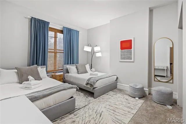 $450,000 | 3638 Russell Boulevard, St. Louis, MO 63110