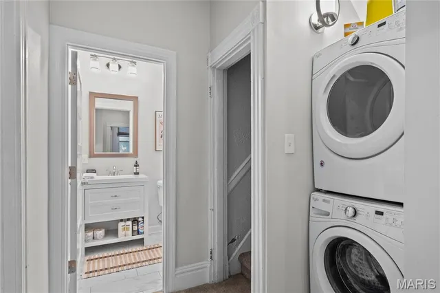 $450,000 | 3638 Russell Boulevard, St. Louis, MO 63110