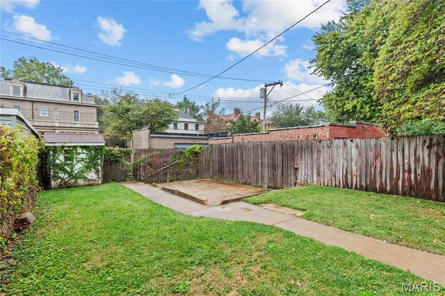 $450,000 | 3638 Russell Boulevard, St. Louis, MO 63110