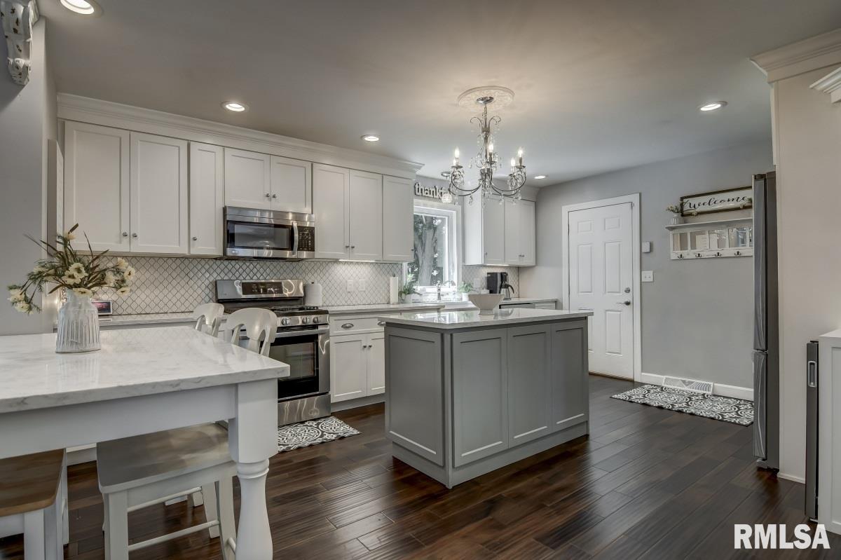3100 Victoria Drive Springfield, IL 62704 - Photo 17 of 50 Gallery Image 17