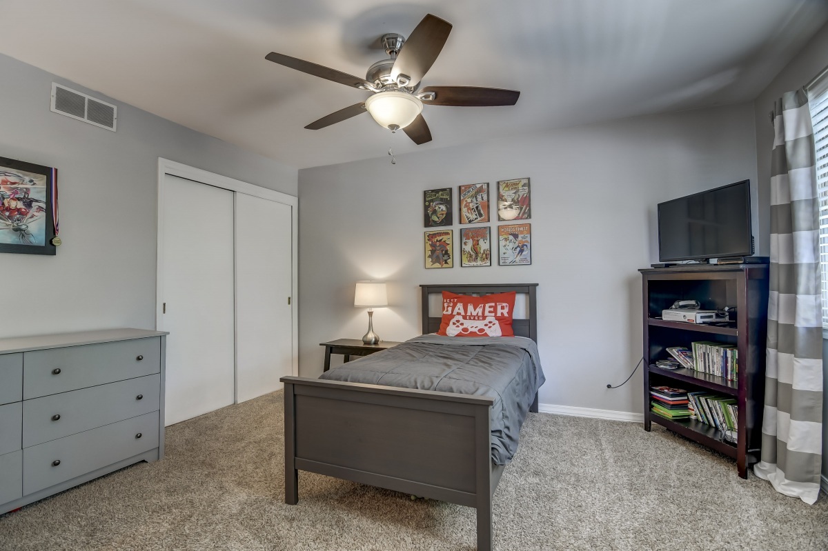 3100 Victoria Drive Springfield, IL 62704 - Photo 40 of 50 Gallery Image 40