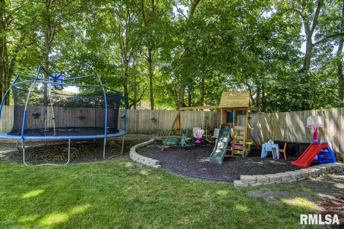 3100 Victoria Drive Springfield, IL 62704 - Photo 50 of 50 Gallery Image 50