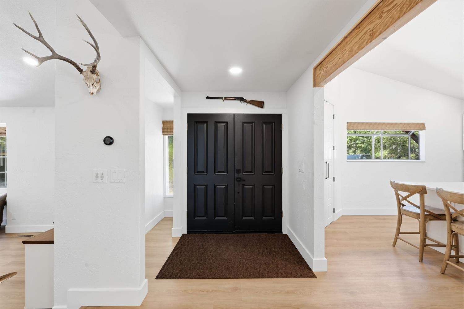 1547 Nugget Drive Murphys, CA 95247 - Photo 2 of 69 Gallery Image 2