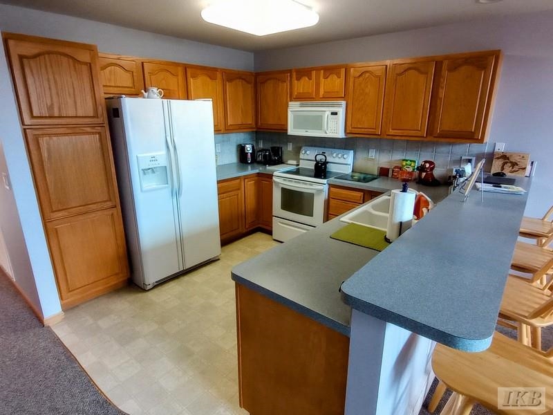 1682 Castleview, Unit 4 Gladwin, MI 48624 - Photo 10 of 48