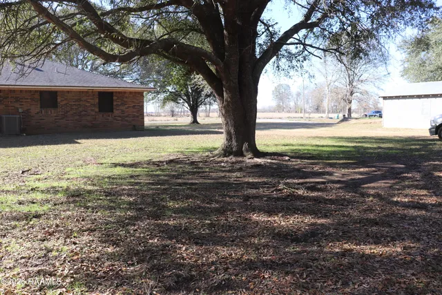 $179,000 | 328 Bearb Road, Sunset, LA 70584