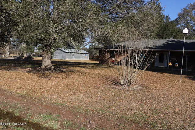 $179,000 | 328 Bearb Road, Sunset, LA 70584