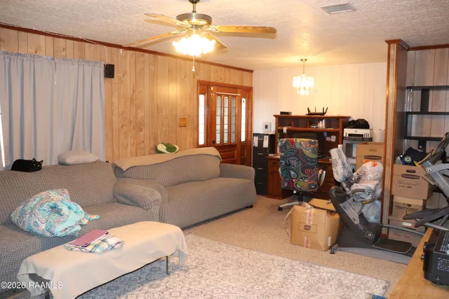 $179,000 | 328 Bearb Road, Sunset, LA 70584