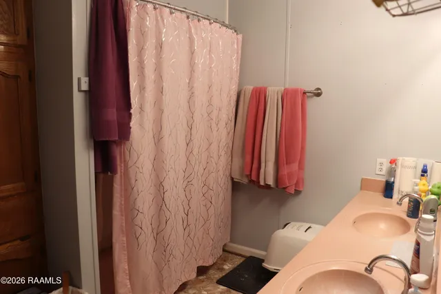 $179,000 | 328 Bearb Road, Sunset, LA 70584