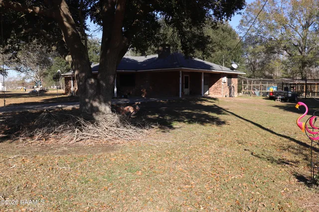 $179,000 | 328 Bearb Road, Sunset, LA 70584