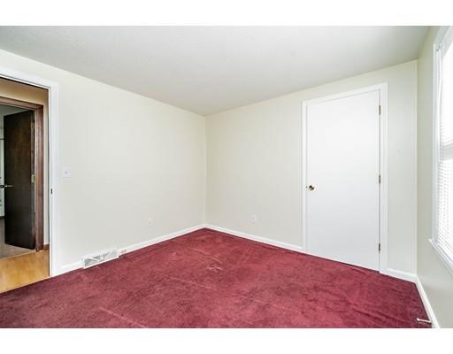 81 Bairdcrest Road Springfield, MA 01118 - Photo 19 of 30 Gallery Image 19