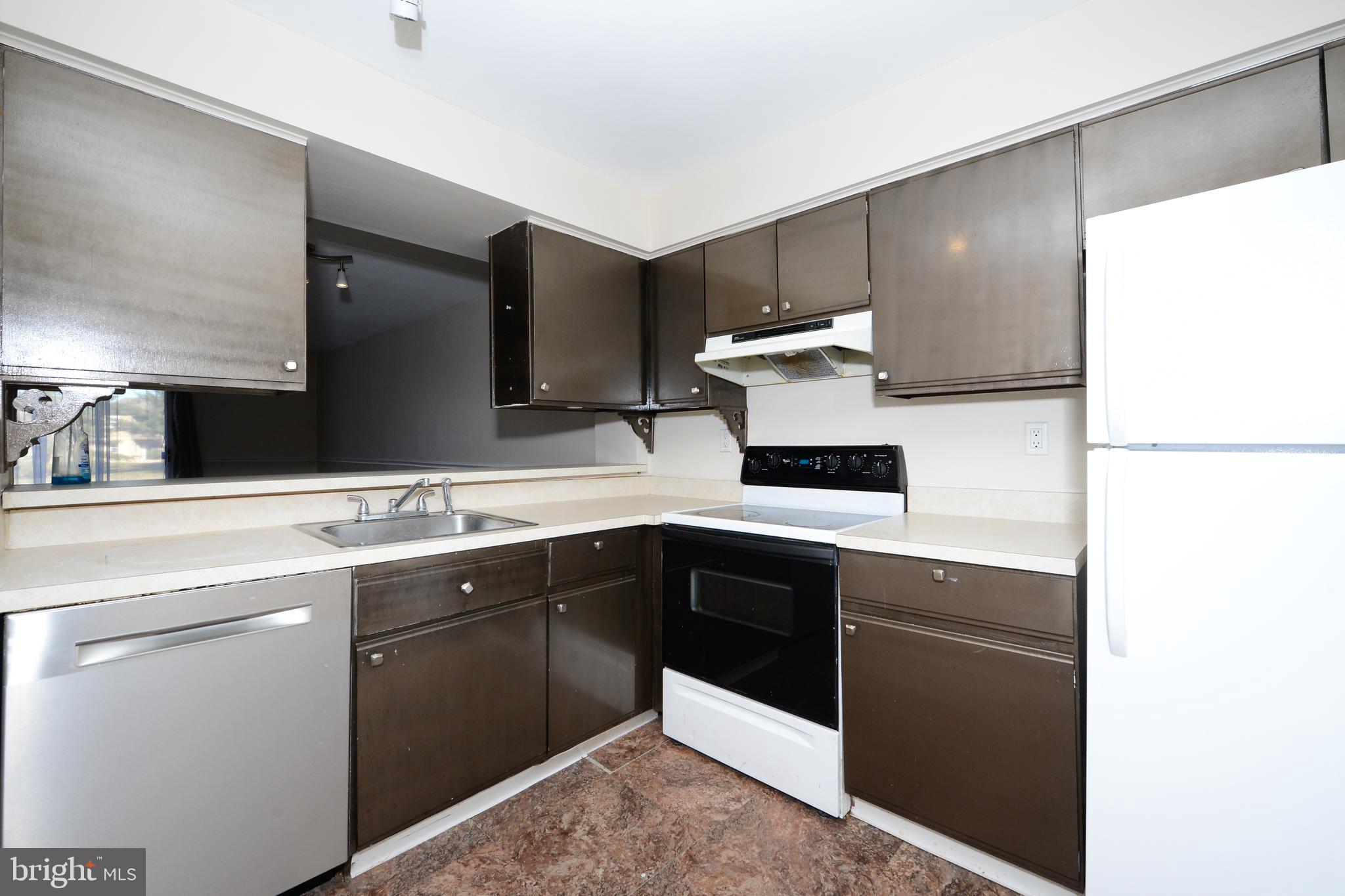 110 Allem Lane Perkasie, PA 18944 - Photo 7 of 35