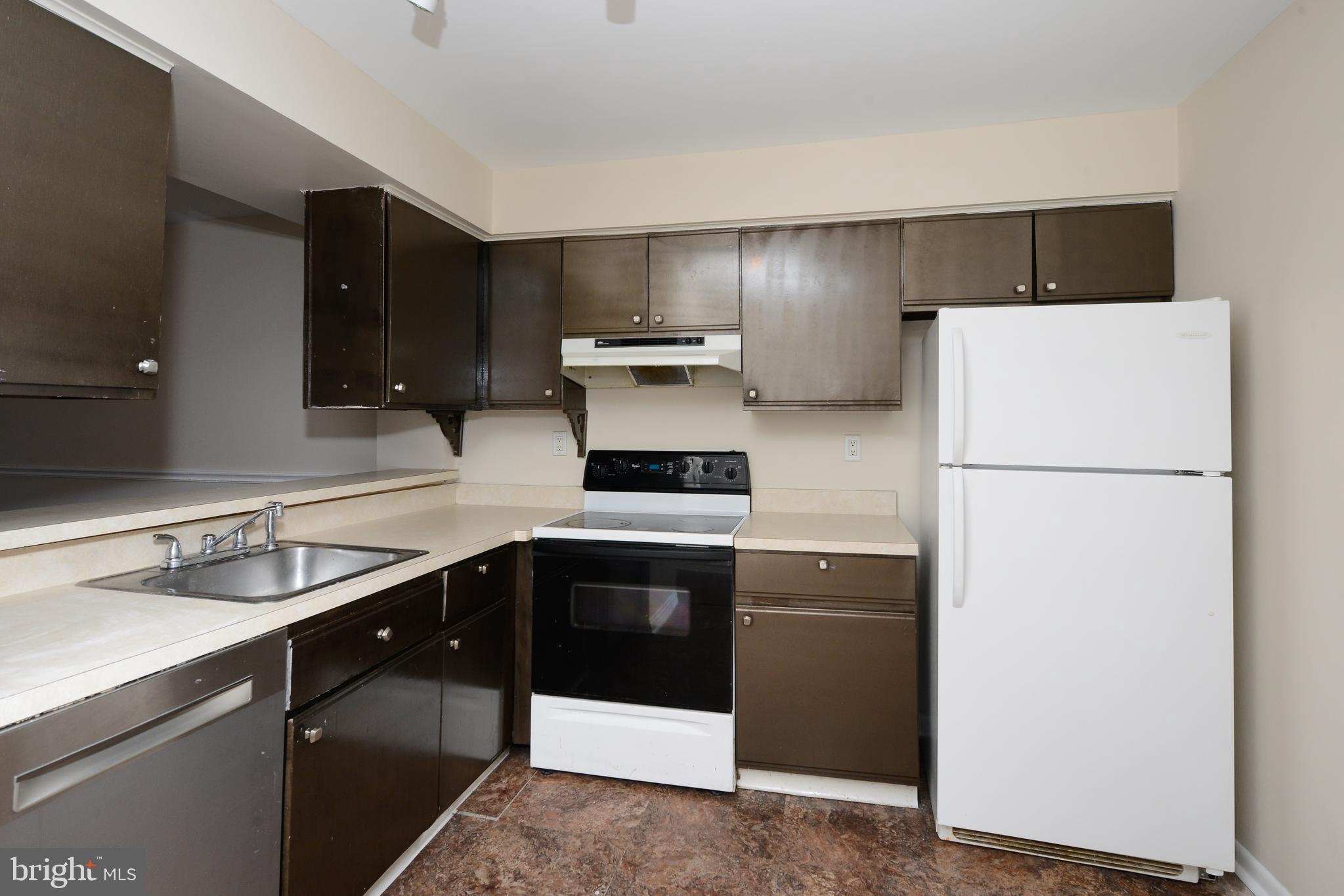 110 Allem Lane Perkasie, PA 18944 - Photo 8 of 35