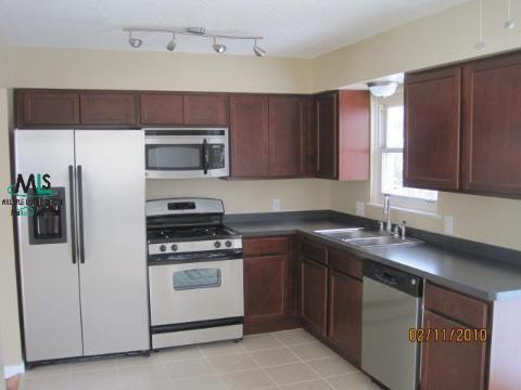 12939 12 Mile Road Warren, MI 48088 - Photo 3 of 7 935633-2.JPG
