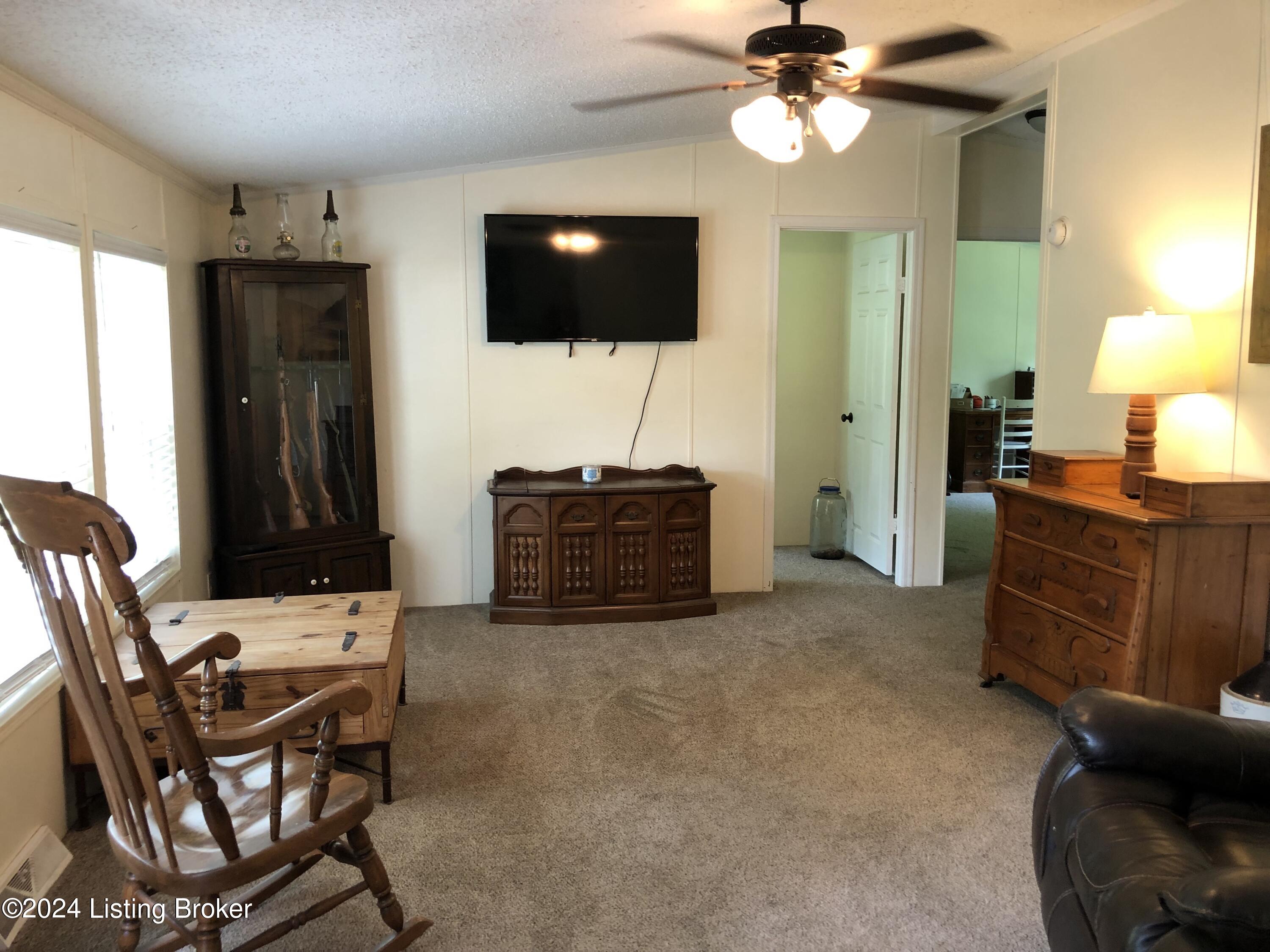 124 Fewell Road Campbellsburg, KY 40011 - Photo 15 of 45 UOD9o+O3Rha4hl+WTxFgSA