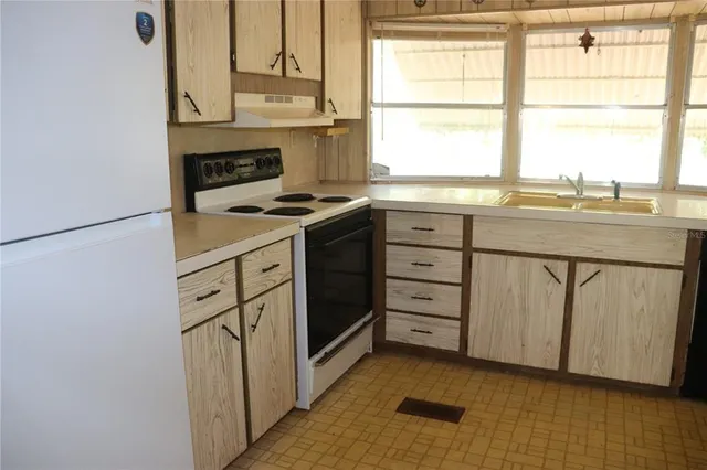 $89,900 | 19591 Southeast 77 Place, Morriston, FL 32668