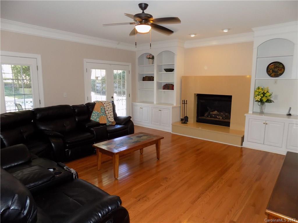14101 Bramborough Road Huntersville, NC 28078 - Photo 13 of 24 Gallery Image 13