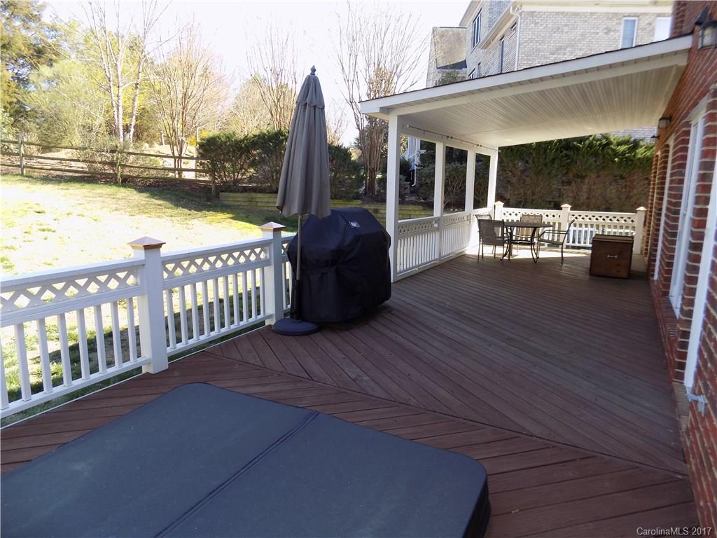 14101 Bramborough Road Huntersville, NC 28078 - Photo 4 of 24 Gallery Image 4